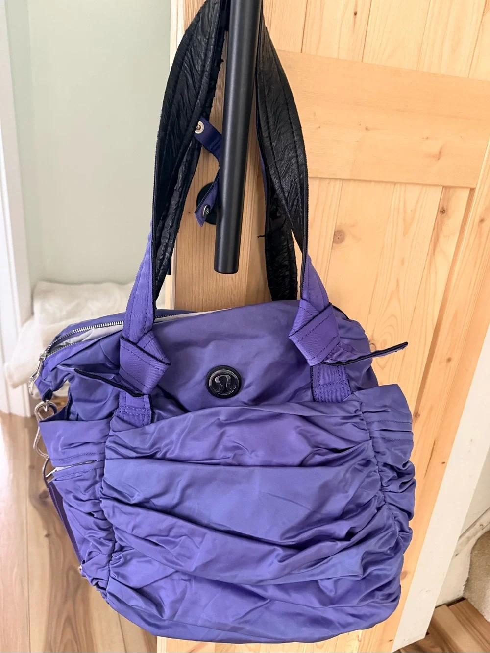 women's lululemon tote bag Small (Plain Red) : Clothing, Shoes & Jewelry market scores to picnic essentials Lululemon athletica Boxy Mini Tote